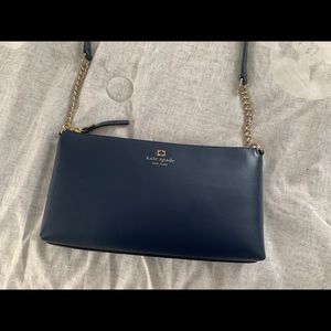 Brand new navy blue Kate Spade cross body bag.